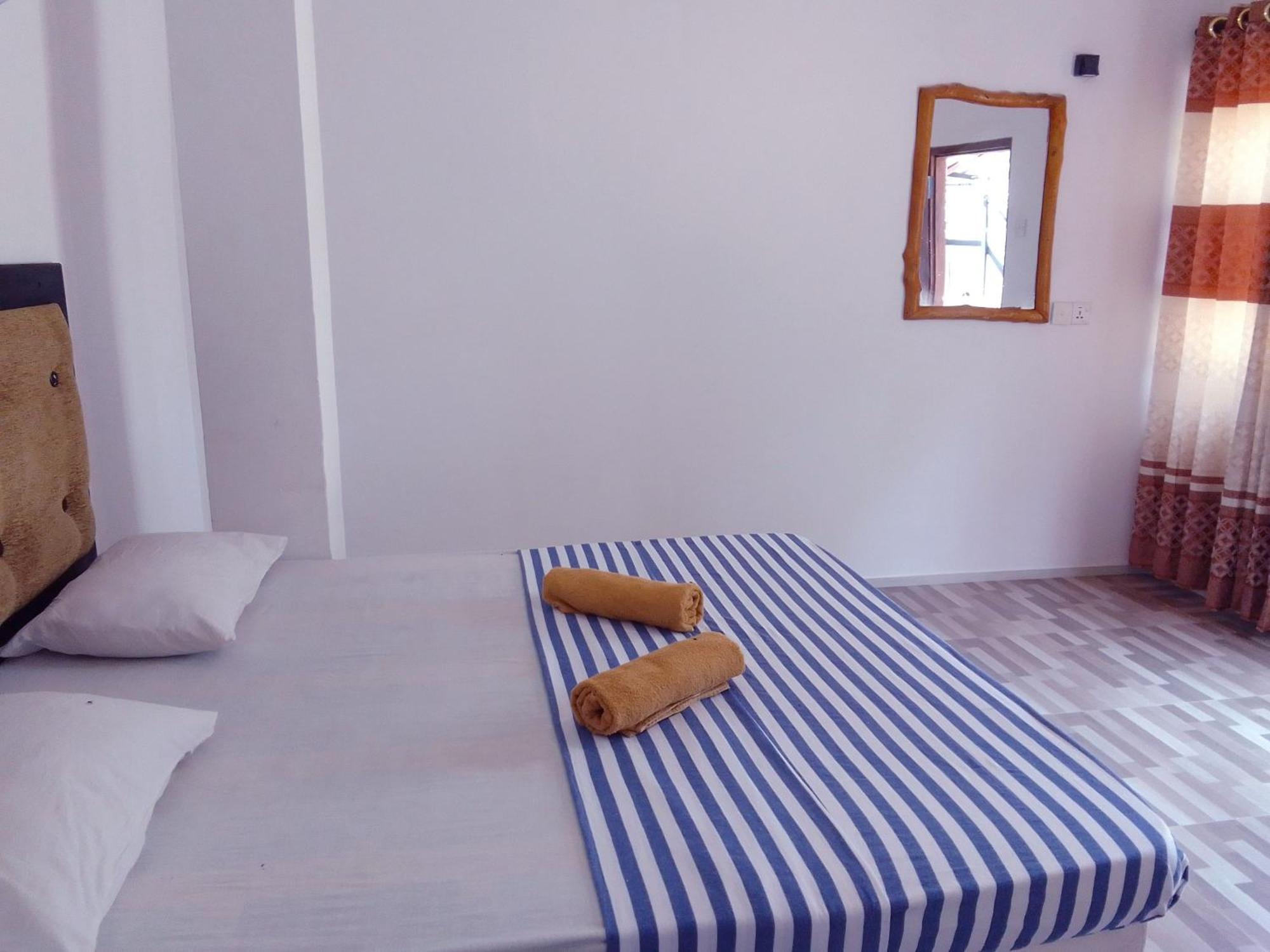 Share Safari House Udawalawe Bed and Breakfast Εξωτερικό φωτογραφία